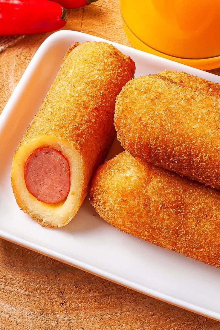 Enroladinho, fresh and golden